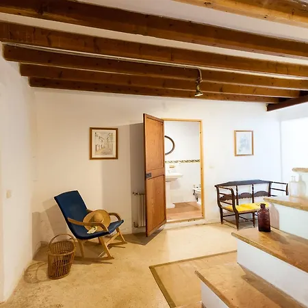 Sa Casa Rotja *
